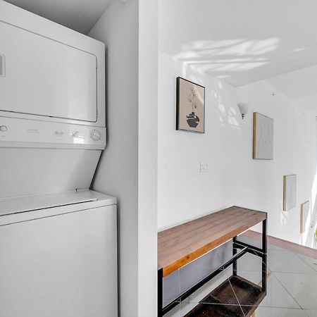 Iconic 2 Bedroom Loft Brickell-Stunning Views Μαϊάμι Εξωτερικό φωτογραφία