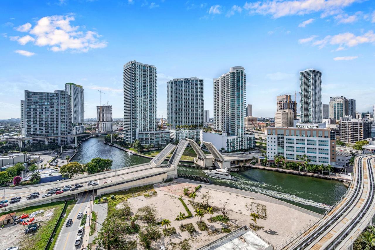 Iconic 2 Bedroom Loft Brickell-Stunning Views Μαϊάμι Εξωτερικό φωτογραφία