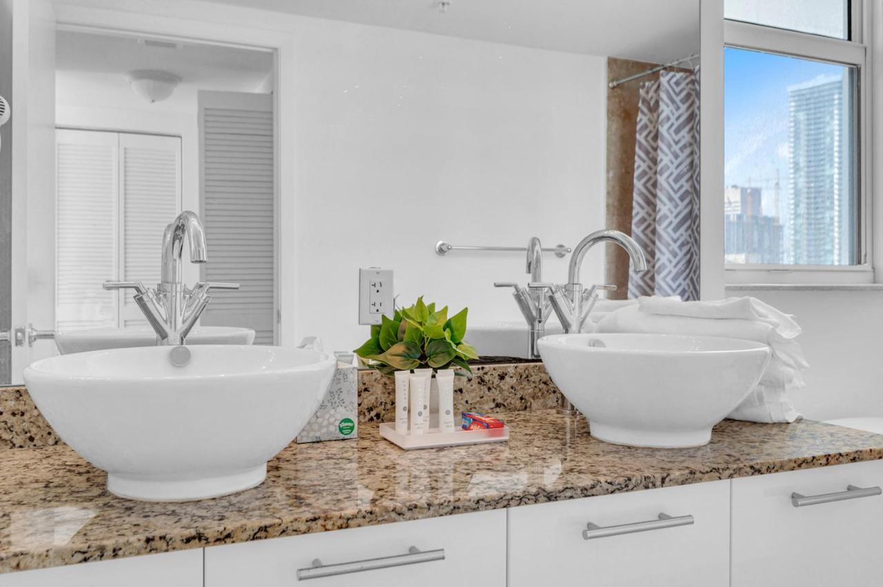 Iconic 2 Bedroom Loft Brickell-Stunning Views Μαϊάμι Εξωτερικό φωτογραφία